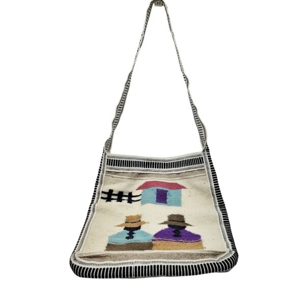 Artisan Ecuadorian Made Shoulder Bag with Native Residents HANDMADE From Ecuador - Picture 2 of 5